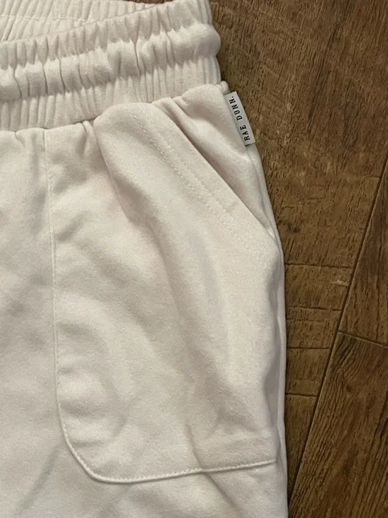 Rae Dunn Women’s  "Grateful" Long-Sleeve Sweatshirt & Jogger Set - Picture 6 of 15